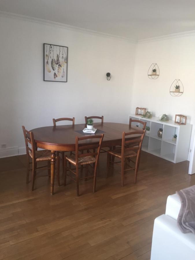 Appartement 1Er Etage Carignan Exteriör bild